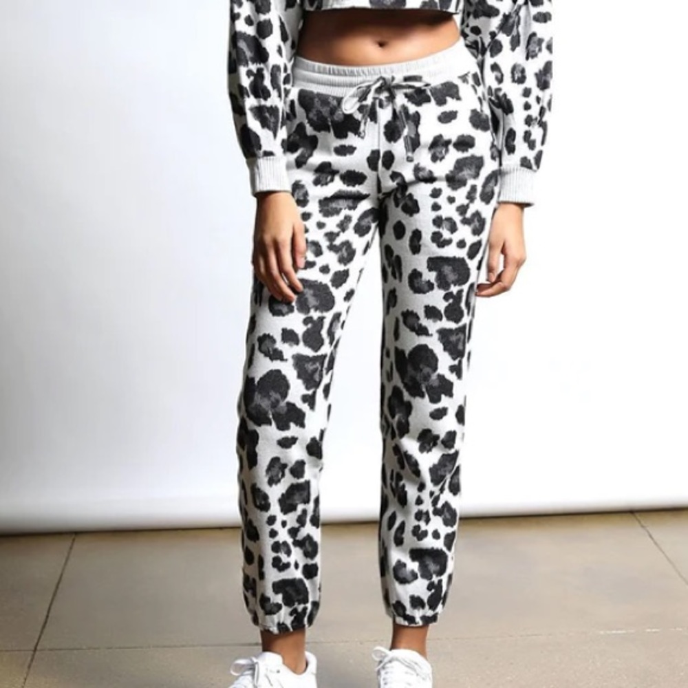 🇨🇦 TWENTY MONTREAL Hyper Reality Knit Leopard Jogger sz Small Woven Pant